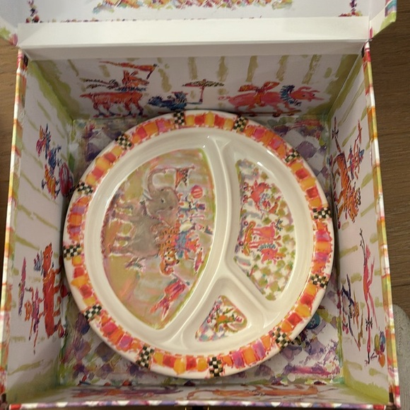 Mackenzie Child’s | NIB Toddler's Dinnerware Set - Picture 5 of 5